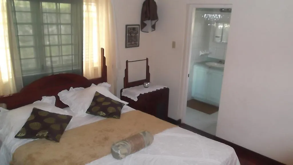 **** Bed & Breakfast Hill Top Kingston Jamaica Jamajka